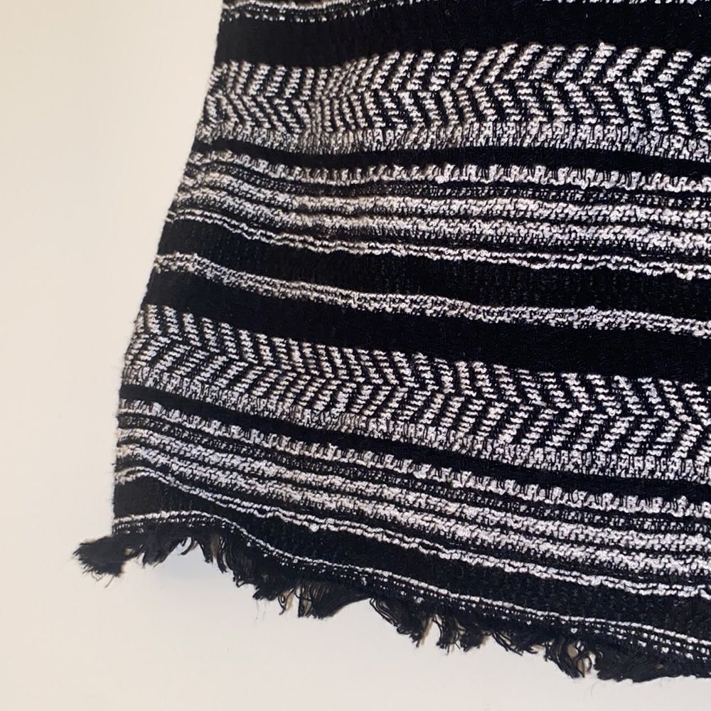 Loft fringe textured skirt - Picture 3 of 6